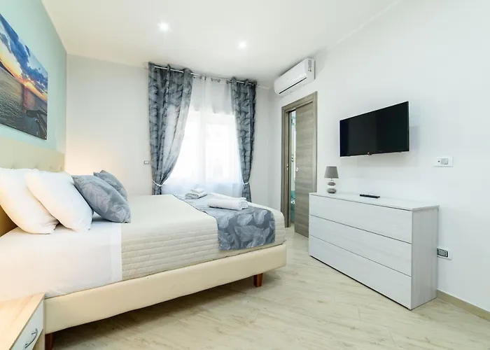 Symphony House 4* Сорренто