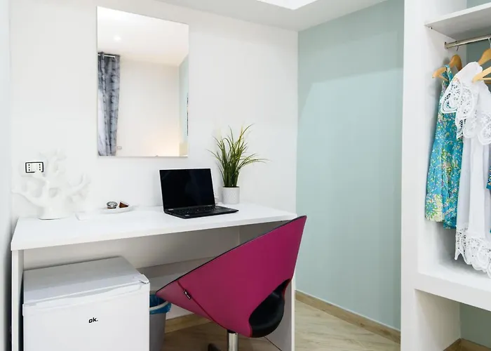 Symphony House 4*