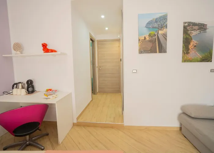 Symphony House Сорренто