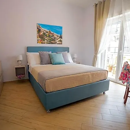 Symphony House فندق مبيت وإفطار 4*