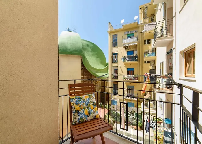 Symphony House فندق مبيت وإفطار سورينتو