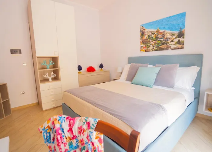 فندق مبيت وإفطار Symphony House 4*