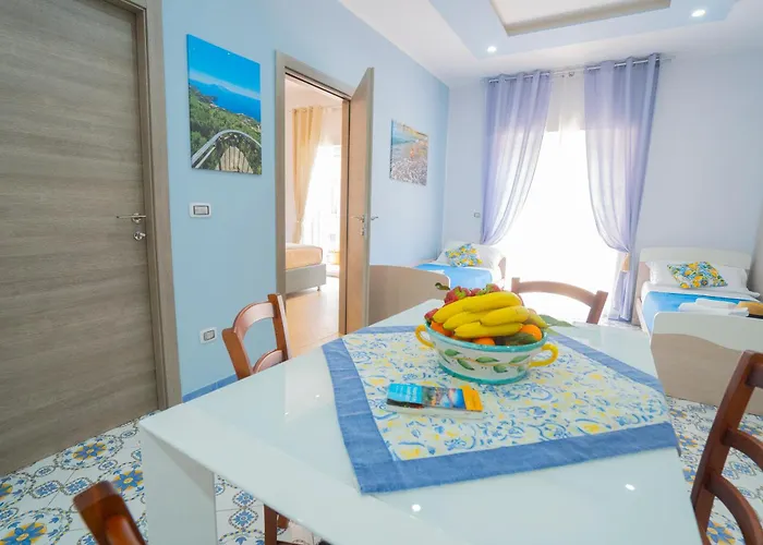 Nocleg ze śniadaniem Symphony House 4*