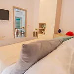 Oda ve Kahvaltı Symphony House Sorrento