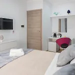 Symphony House Oda ve Kahvaltı Sorrento