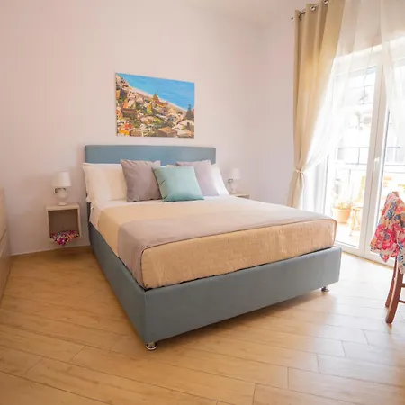 Symphony House 4* ソレント