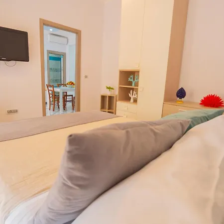 ベッド・アンド・ブレックファスト Symphony House ソレント