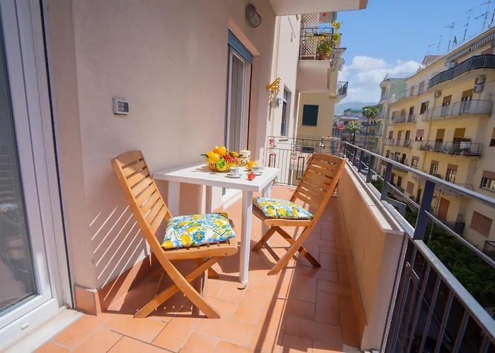 Symphony House 4*
